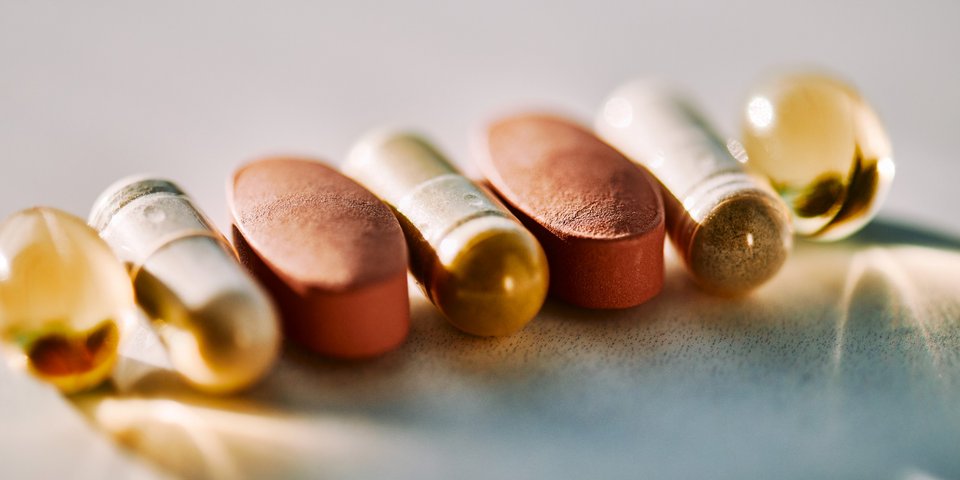 Kapseln Überdosierung Nahrungsergänzungsmittel NEM Tabletten